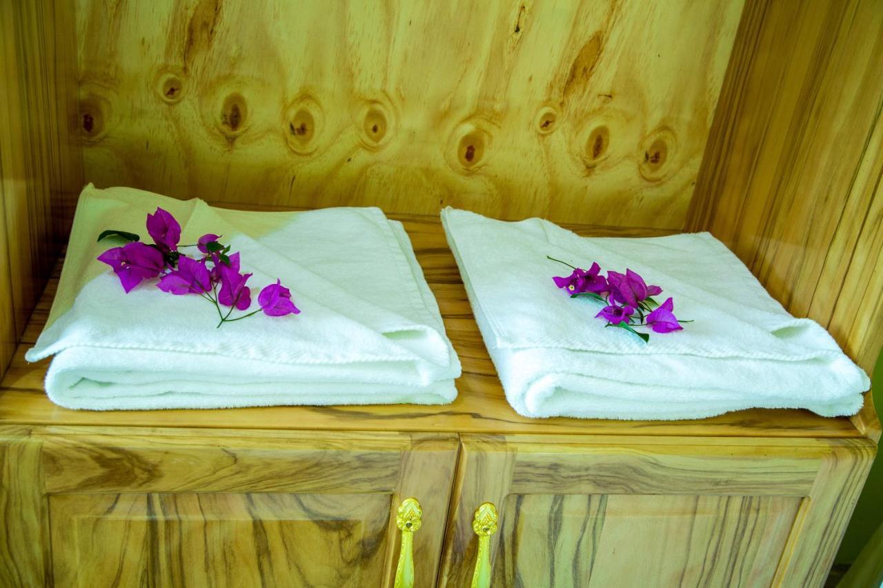 Asmorein Hotel Babati Екстериор снимка