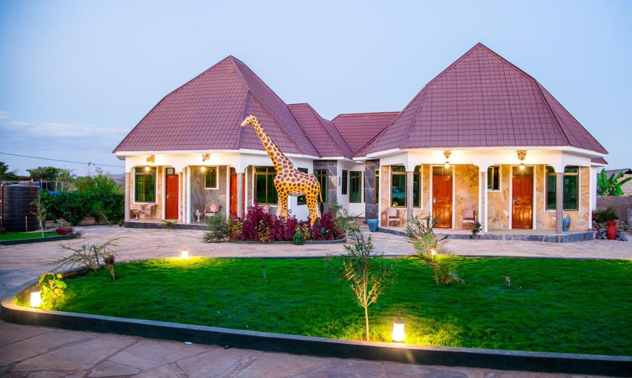 Asmorein Hotel Babati Екстериор снимка